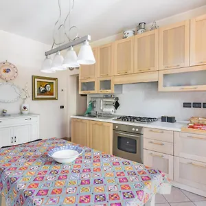 https://a-due-passi-da-borgo-san-giuliano-apartment.riccione-hotels.org